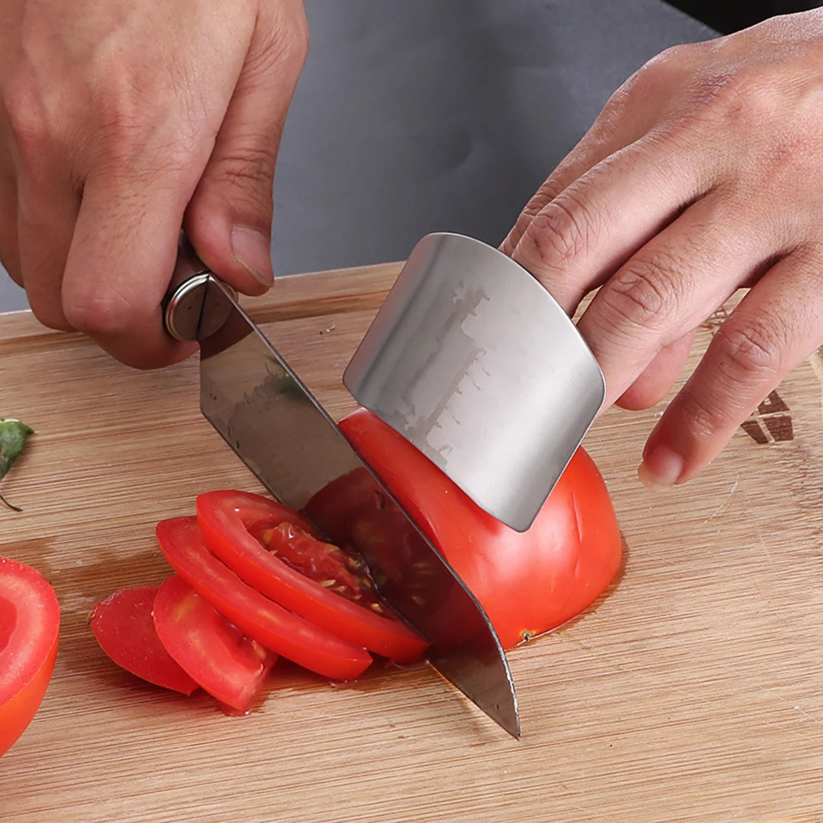 Stainless Steel Finger Guard Finger Hand Cut Hand Protector Vegetable Cutting Hand Protecter Tool Kitchen Cutting Accessories